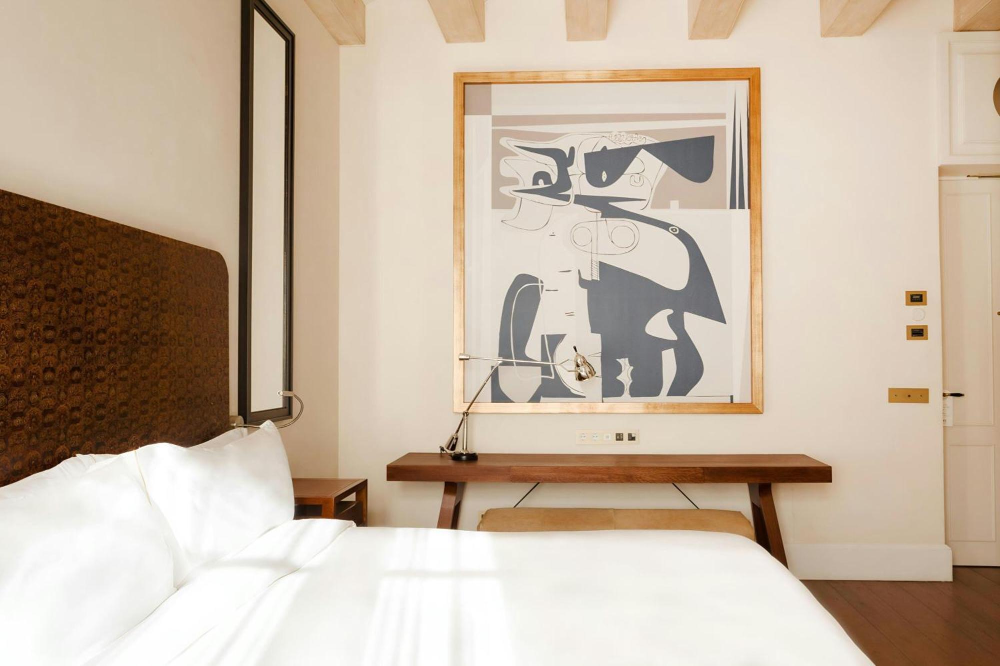 Do Placa Reial Gothic Quarter, Sonder By Marriott Bonvoy Hotel 5*