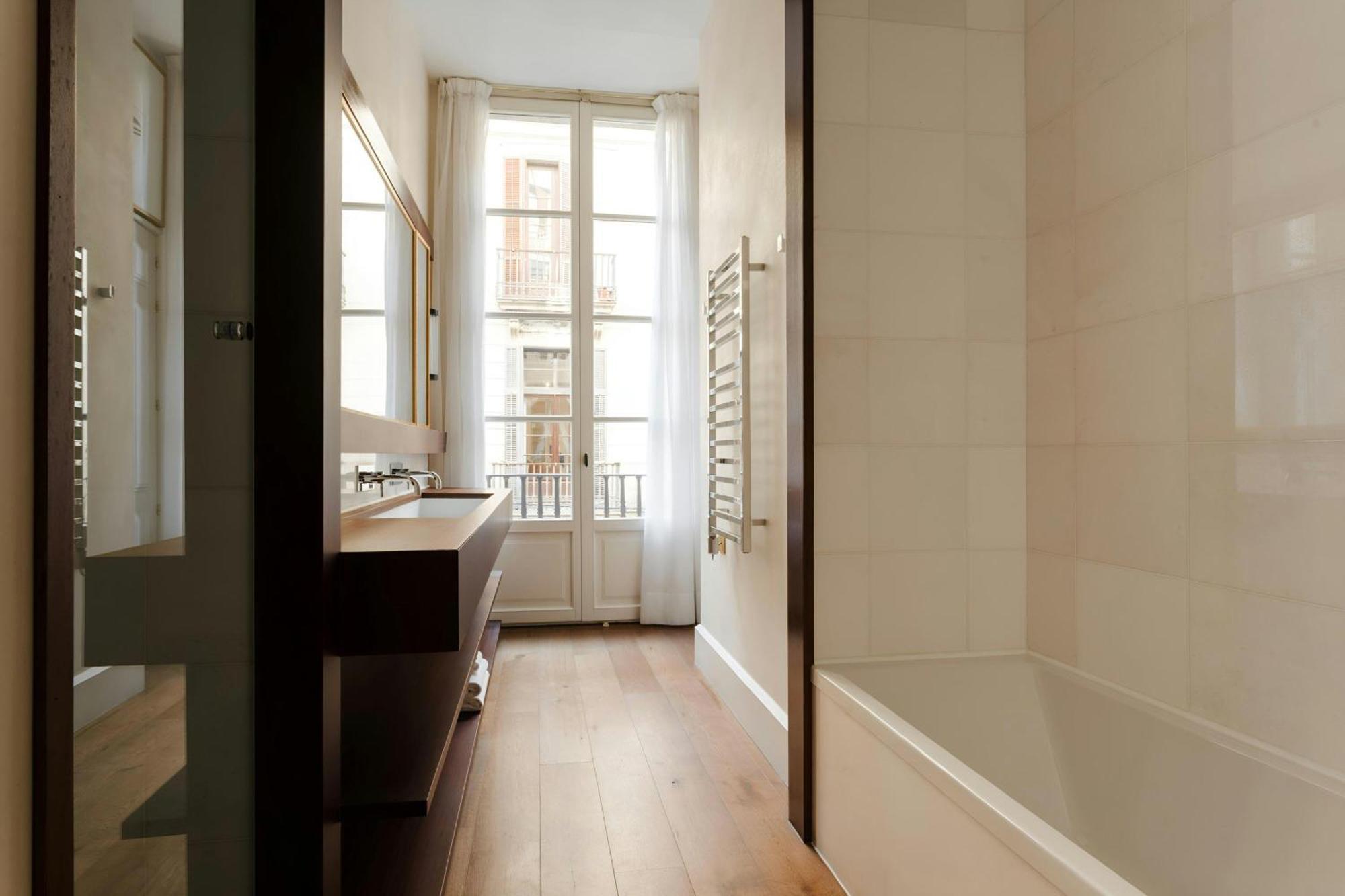 Hotel Do Placa Reial Gothic Quarter, Sonder By Marriott Bonvoy 5*