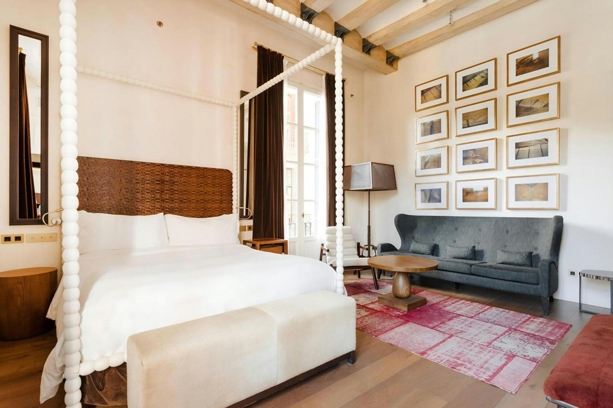 Do Placa Reial Gothic Quarter, Sonder By Marriott Bonvoy
