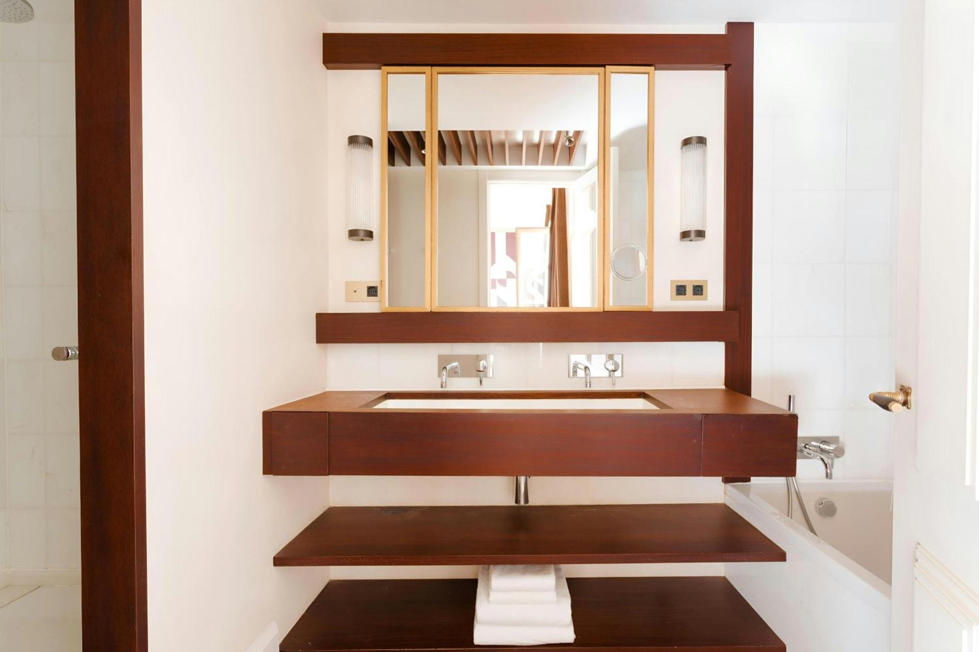 Hotel Do Placa Reial Gothic Quarter, Sonder By Marriott Bonvoy 5*