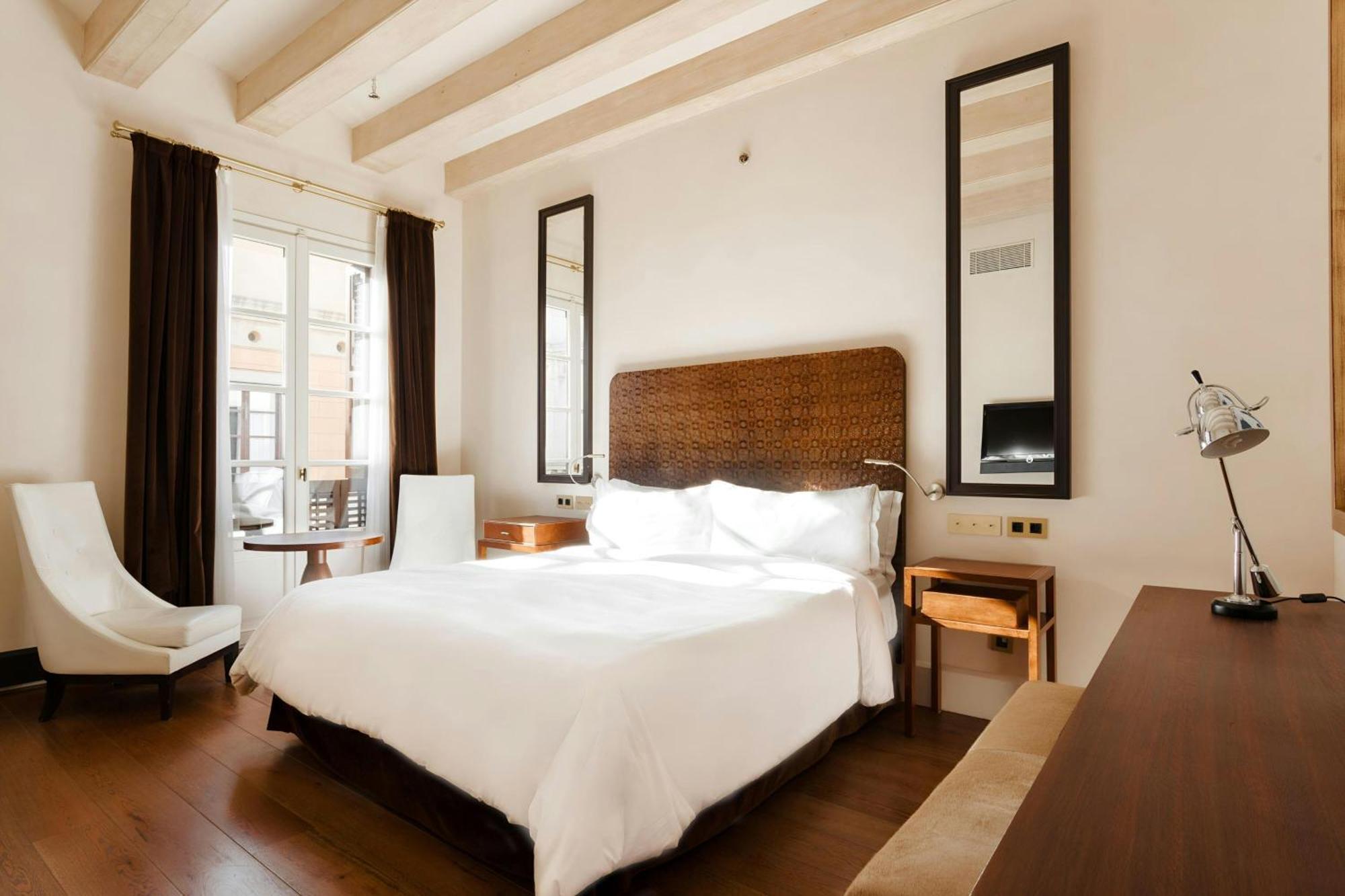 Do Placa Reial Gothic Quarter, Sonder By Marriott Bonvoy 5* Barcelona
