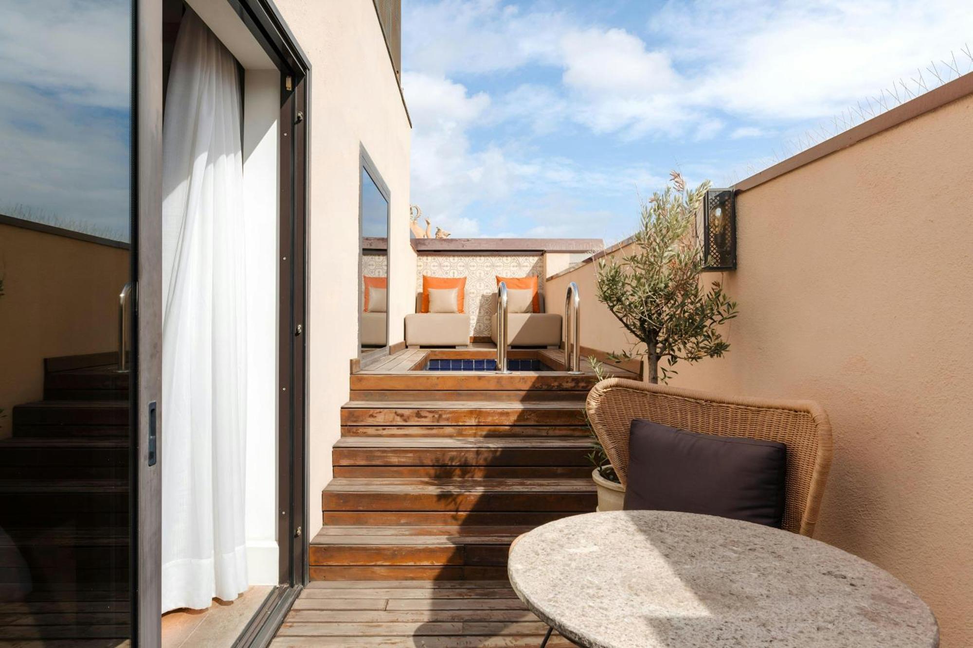 Do Placa Reial Gothic Quarter, Sonder By Marriott Bonvoy Hotel