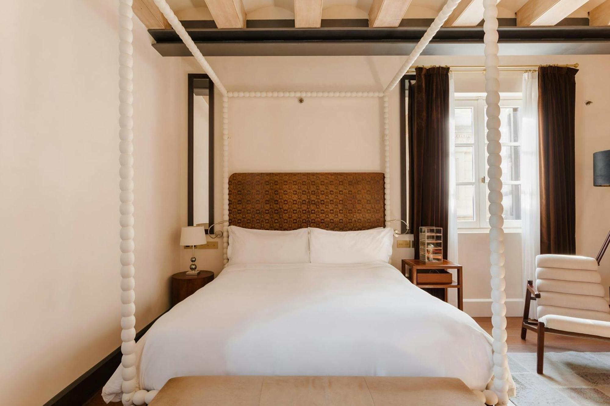 Do Placa Reial Gothic Quarter, Sonder By Marriott Bonvoy 5*
